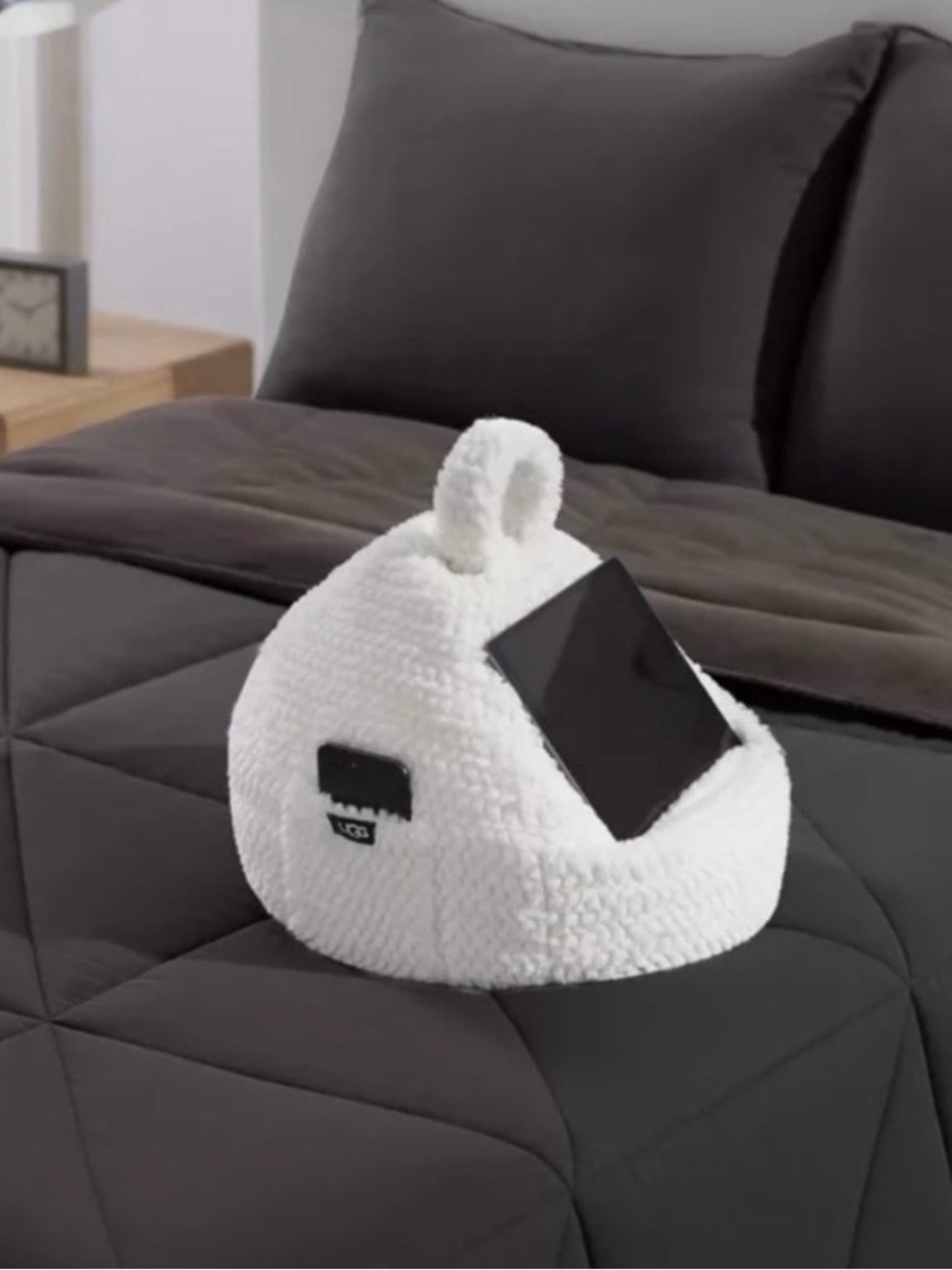 UGG faux fur tablet pouf phone beanbag holder, designed to prop up devices - Picture 4 of 4